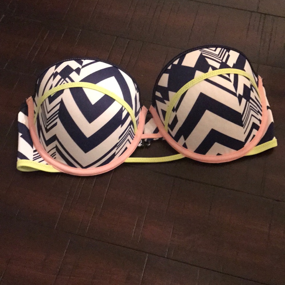 Victoria's Secret fabulous swim top bandeau style